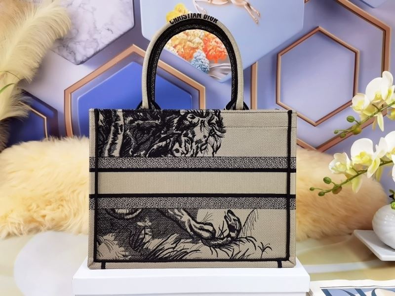 Dior Shopping Bags